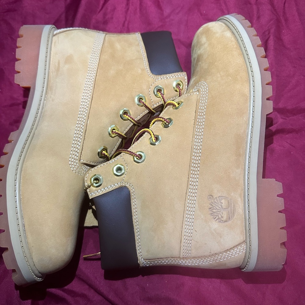 Timberland Premium brown boots